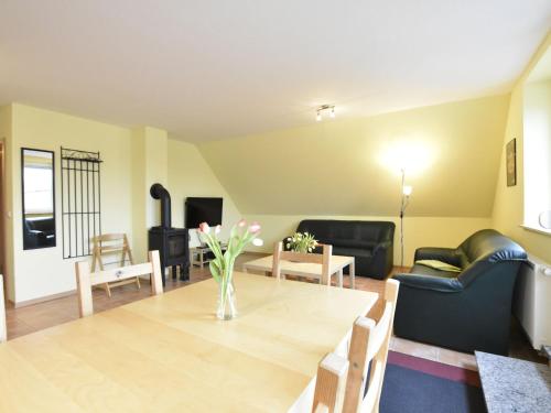 Cozy 5-bedroom Holiday Home in Zierow with Garden