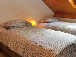 Cozy Holiday Home in Cussac with Private Terrace Barbecue