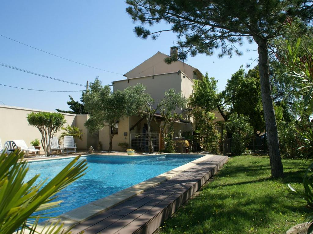 Maison de vacances Cozy Holiday Home in Piolenc with Private Pool  84420 Piolenc