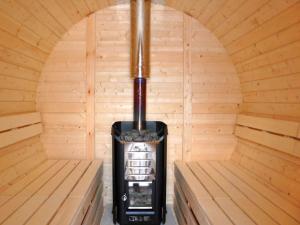 Cozy holiday home in Suhl near the ski lift