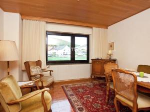 Cozy Holiday Home in Wallenborn with Garden