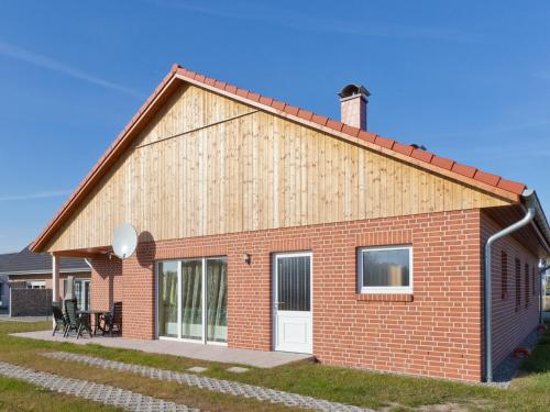 Cozy Holiday Home in Zierow with Sauna