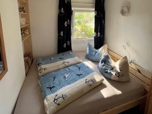 Cozy holiday home on Rügen with direct access to the beach