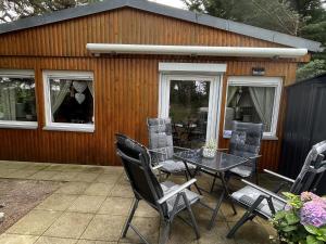 Cozy holiday home on Rügen with direct access to the beach