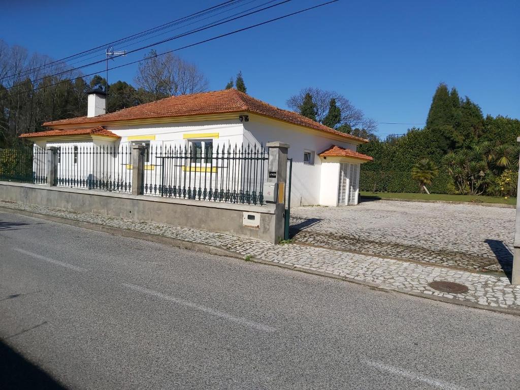 Cozy Old House Rua Fonte Branca nrº 428, 3750-866 Borralha