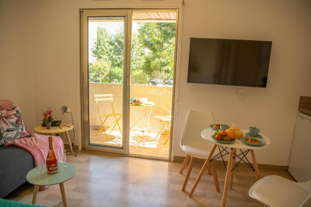 Cozy summer house