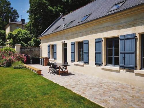 Maison de vacances dans un village de charme Bourguignon-sous-Montbavin france