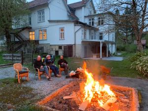 das weisse Haus am Fluss