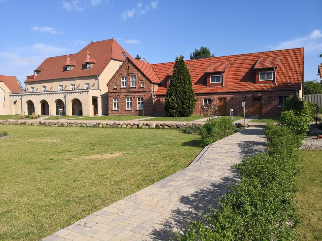 Maison de vacances Der Westflügel Storchennest Am Schloss 3- 4 17406 Stolpe auf Usedom