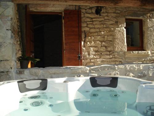 Design Home Spa Pavillon Matheo