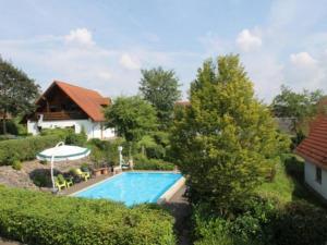 Detached holiday home with a wood stove, in the Bruchttal
