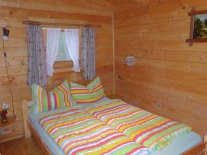 Maison de vacances Detached log cabin in Bavaria with covered terrace  86989 Steingaden Bavière