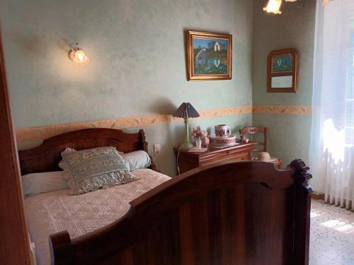 Deux chambres avec kitchenette dans maison de village avec terrasse