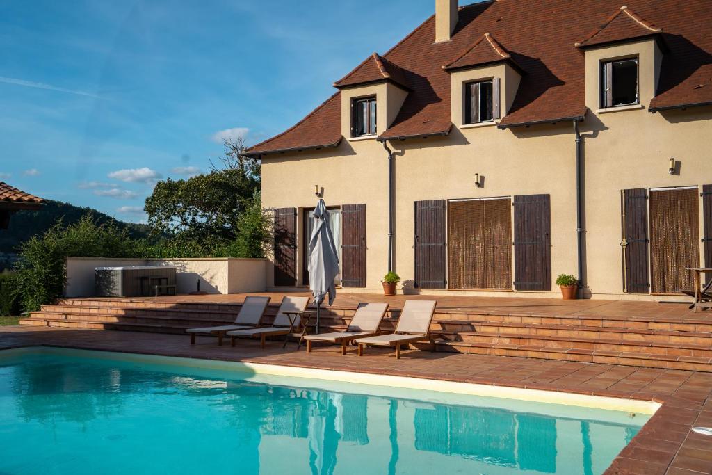 Villa Maison de Vacances - Domaine de la Couvée Larive Basse Lieu-dit Le Caillou, 24150 Calès