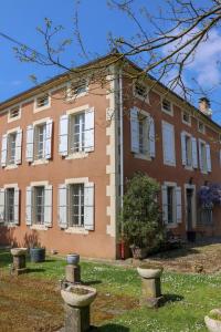 Maison de vacances Domaine De Marlas - Gîte de Charme Ferme de Marlas 09500 Rieucros Midi-Pyrénées