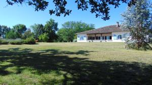 Maison de vacances Domaine de Souladiès 1220 route de la Salvetat 82230 Genébrières Midi-Pyrénées
