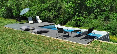 Domaine LVD avec SPA, bois et rivière privée