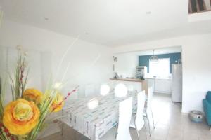 Duplex for 7 with TERRACE near the SEA
