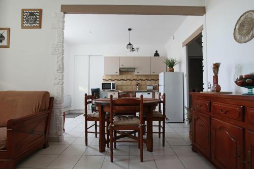 Duplex in Bourcefranc at the foot of the Île d'Oléron bridge near the sea
