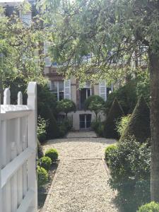 duplex/jardin Deauville centre