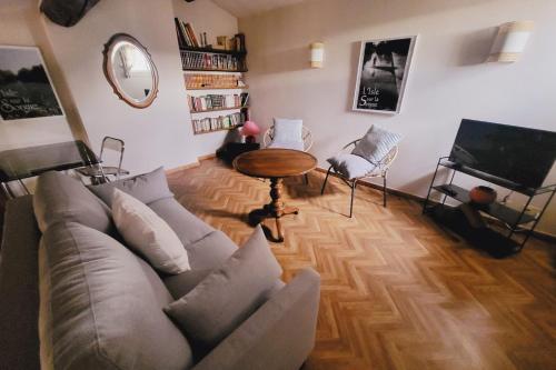 Duplex with garden near downtown