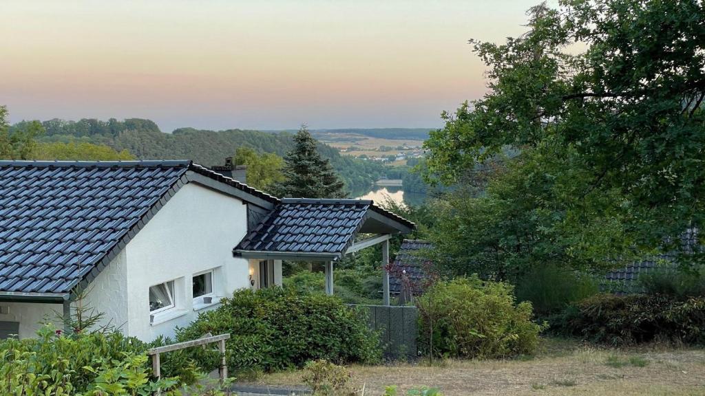 Maison de vacances Eifelhäuschen am See Ferienstraße 923 54636 Biersdorf am See