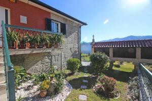 Eira Costa House