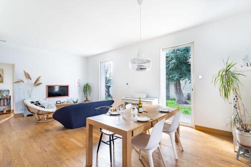 Elegant 3 bedroom air-conditioned villa with garden and pool - Dodo et Tartine