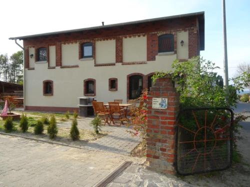 Elegant Mansion in Bastorf near Sea