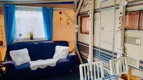 Eleganter-Wohnwagen-in-Groemitz-350m-vom-Meer-voll-eingerichtet