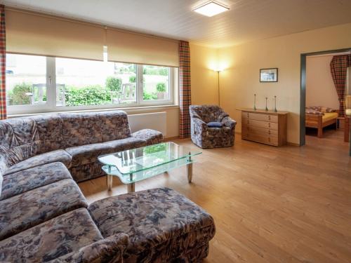 Enchanting Holiday Home in B defeld with Private Terrace