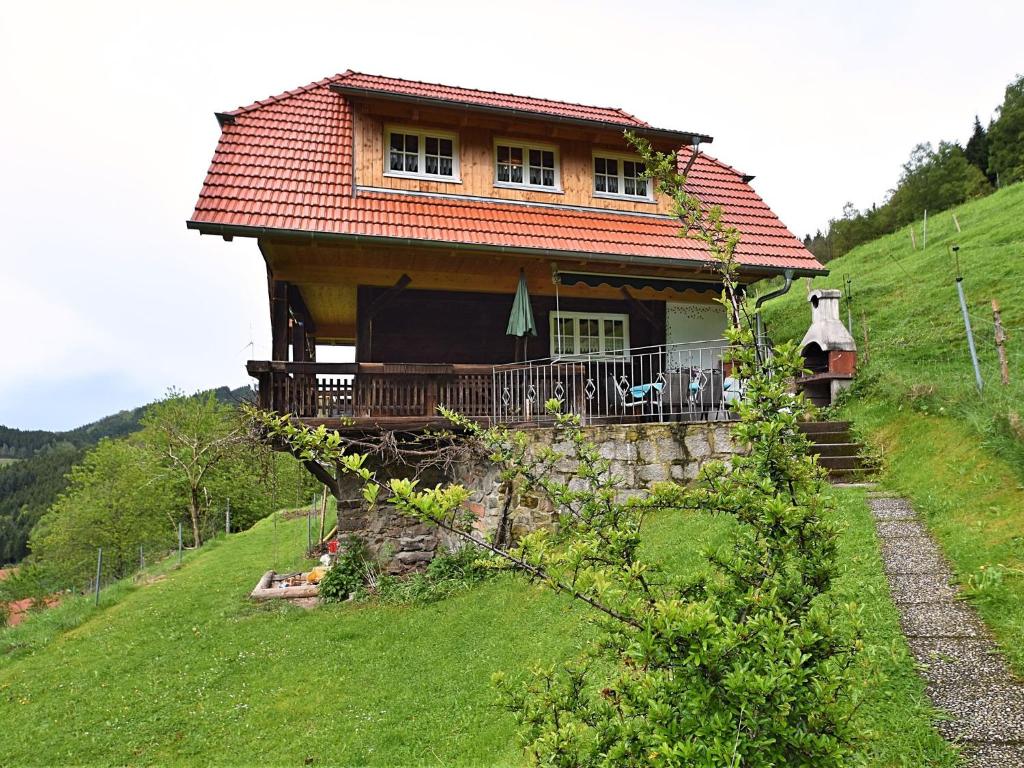 Enchanting Holiday Home in M hlenbach with Fenced Garden , 77796 Mühlenbach