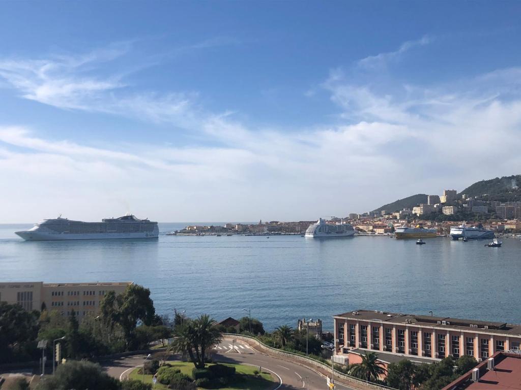 Entre ciel et mer, Maison neuve vue mer proche de la plage