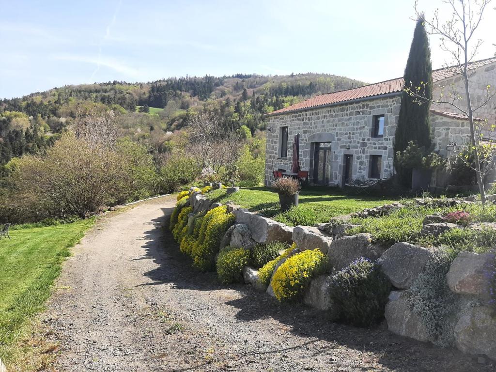 Maison de vacances Entre ruralité et modernité 428 Le Champ 42600 Roche