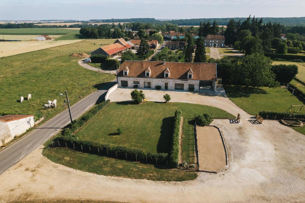 Maison de vacances ENTRE TERRES ET VIGNES en CHAMPAGNE dans la Marne 13 Rue du Général de Gaulle 51310 Châtillon-sur-Morin