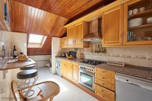 Estoril Penthouse with balcony