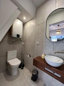 Estoril Tiny Home 5 Minutes From the Beach