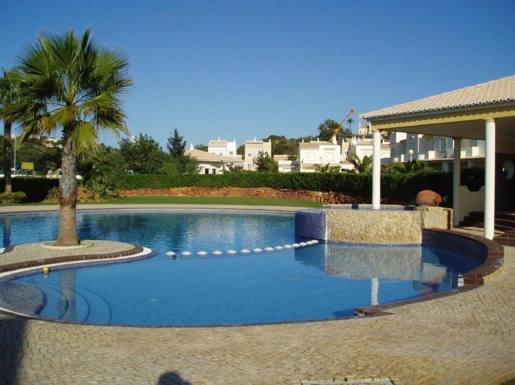 Maison de vacances Fabulous sea view townhouse in Praia de Luz no12 19 Vila Serena 8600-189 Luz