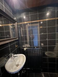 Familienfreundliches Einzelhaus mit 4-5 Schlafzimmern am Stadtwald