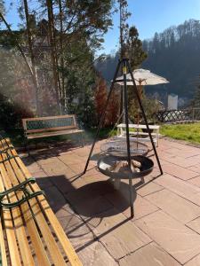 Familienglück im Schwarzwaldhaus mit Schlossblick