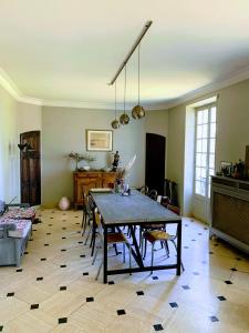 Family country house, Fontainebleau, 1h Paris