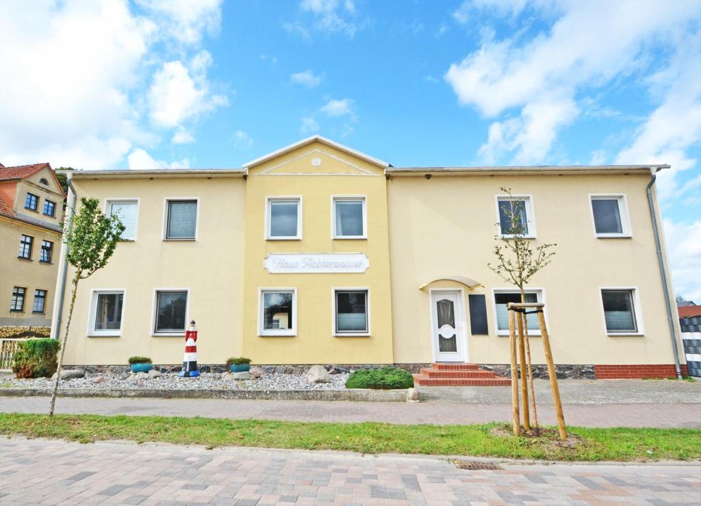 Maison de vacances Ferienanlage Zempin Haus Achterwasser Fischerstraße 10 17459 Zempin