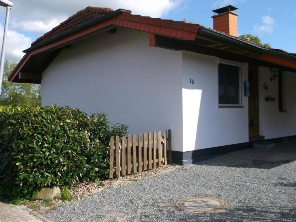 Feriendorf Jade-Sehestedt - Ferienhaus Nordsee Austernfischerweg 6, 26349 Sehestedt