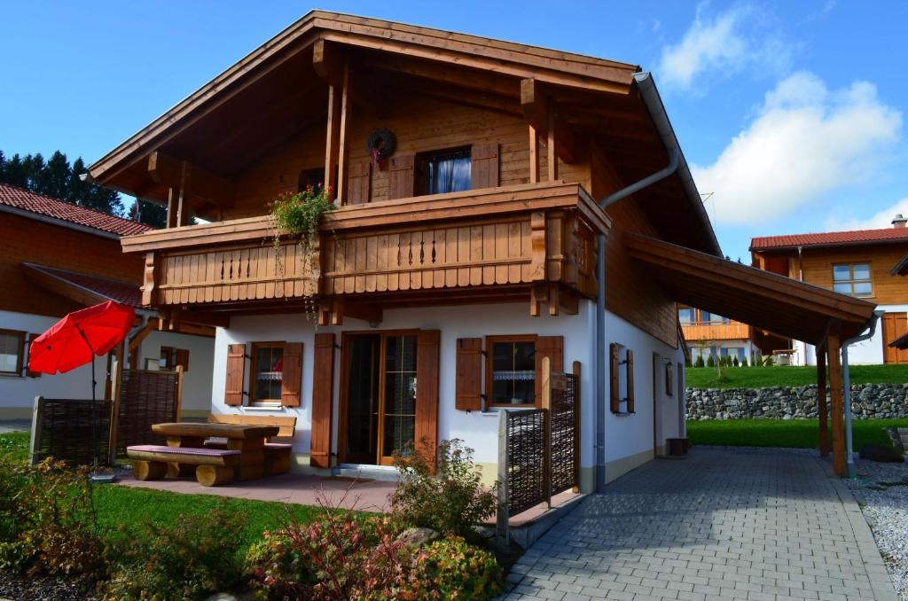 Feriendorf Via Claudia Haus 52 Bunte Kuh Via Claudia 52, 86983 Illach