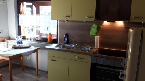 Ferienhaus am Bergeshang