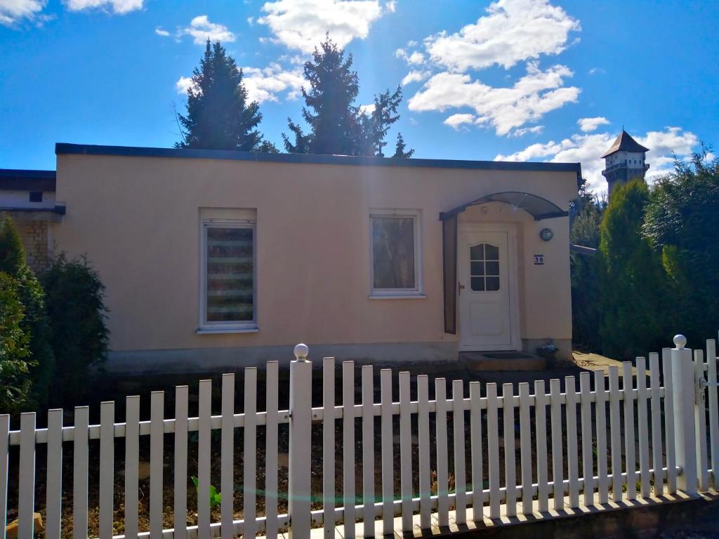 Ferienhaus am Ellerbach 30 Keuschberger Straße, 06231 Bad Dürrenberg