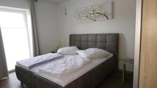Ferienhaus am See mit Sauna und privatem Seezugang