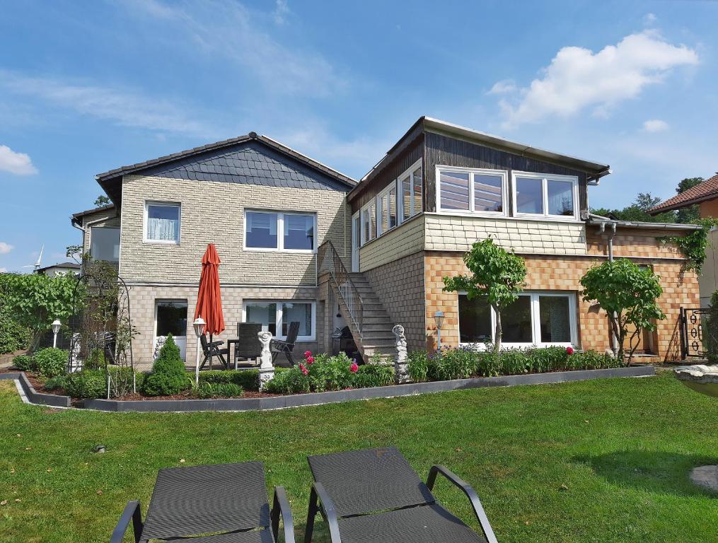 Maison de vacances Ferienhaus am Seeblick Grill, Garten, Billiard, Dart, Sauna ww-Seeblick 17 Am Seeblick 35759 Driedorf
