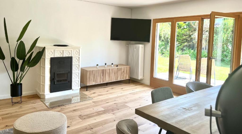 Maison de vacances Ferienhaus am Tegernsee, in Bestlage, ideal für Urlaub, Arbeiten und Sport 8A Baumgartenstraße Erdgeschoss 83700 Rottach-Egern