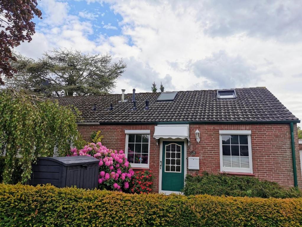 Ferienhaus 'An de Linnboom' An d. Linde 16, 26524 Hage